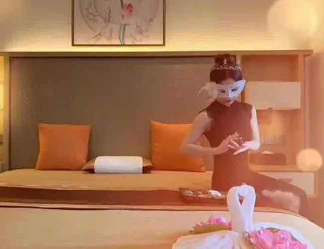 我在成都锦江体验了下高端男士按摩spa会馆，私人会所花样超多